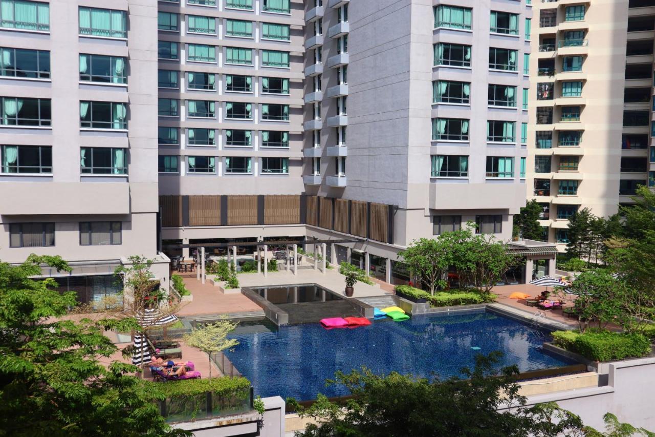 Hotel G Gurney