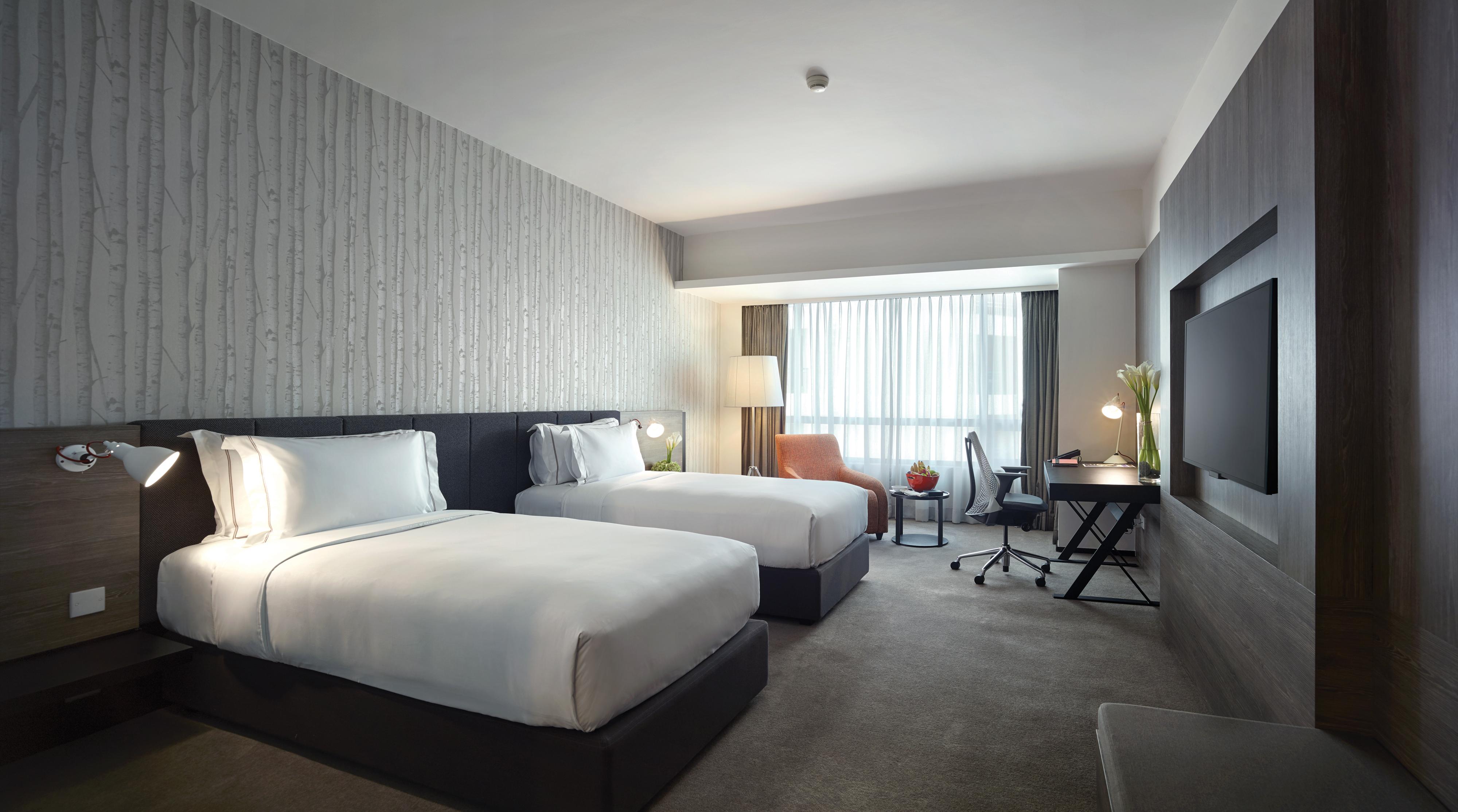 G Gurney 5* George Town