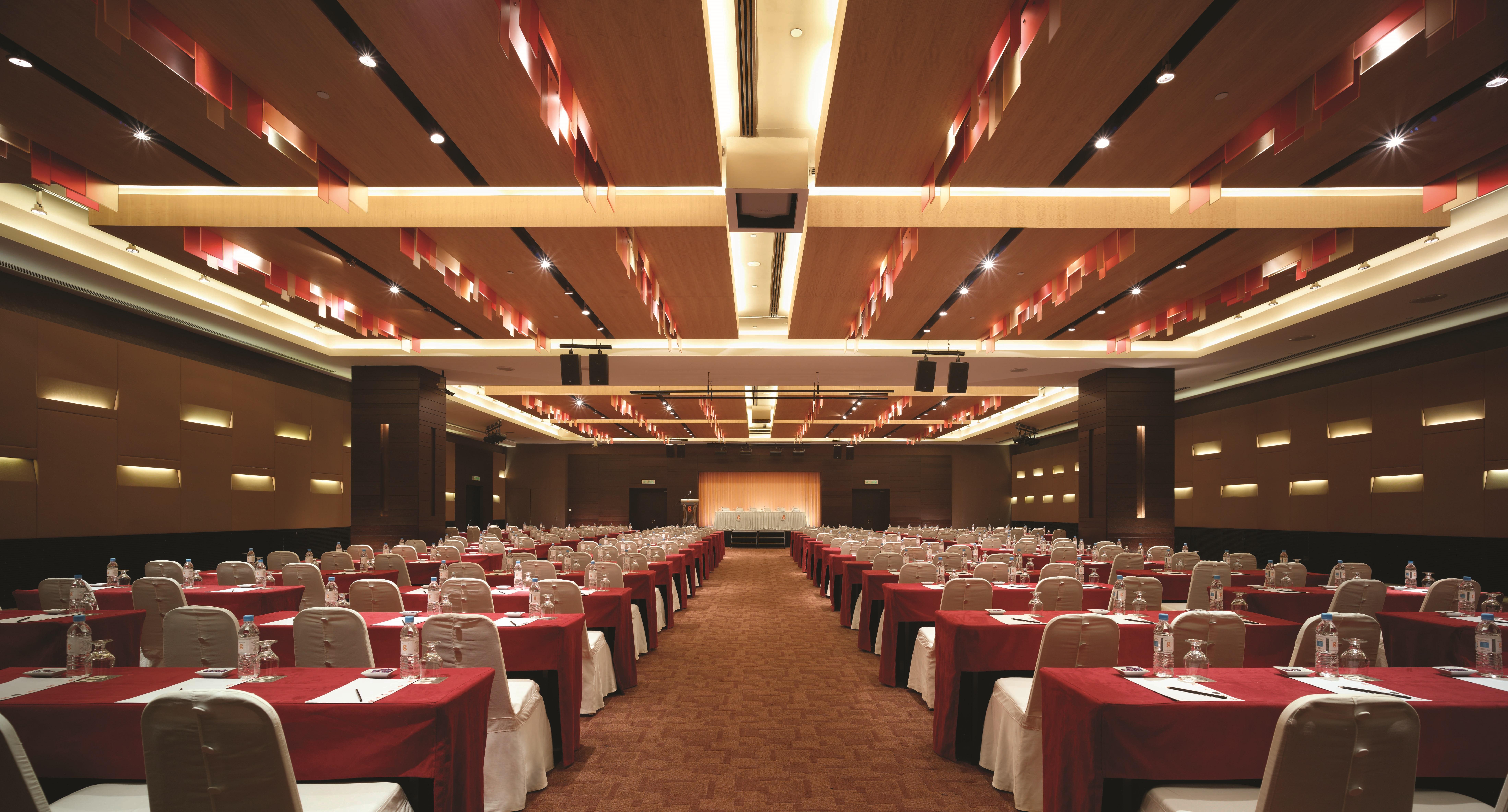 G Gurney Hotel